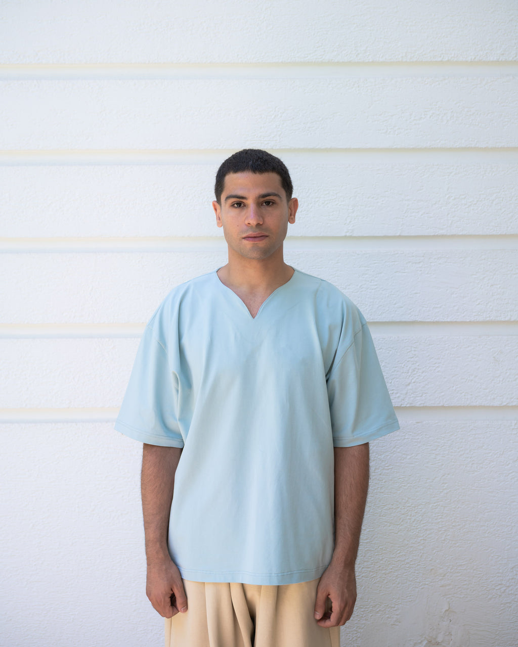Notch V-neckline Tee (Baby Blue)