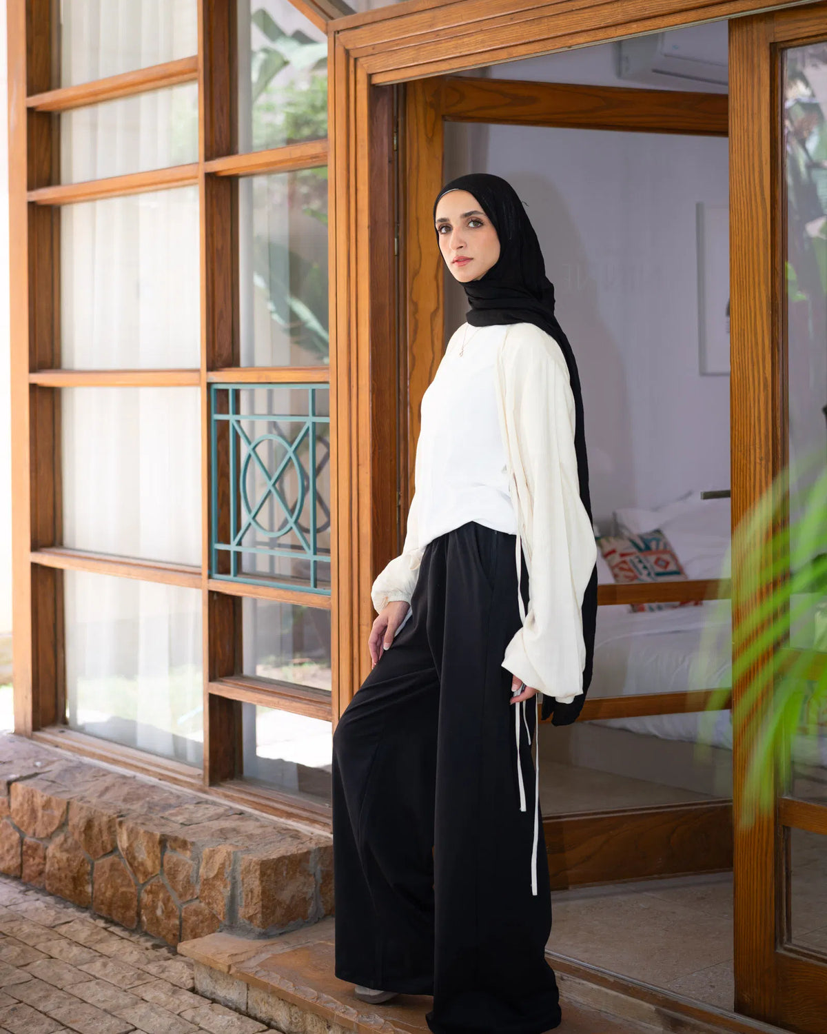 "Salasa" Wide-Leg Pants