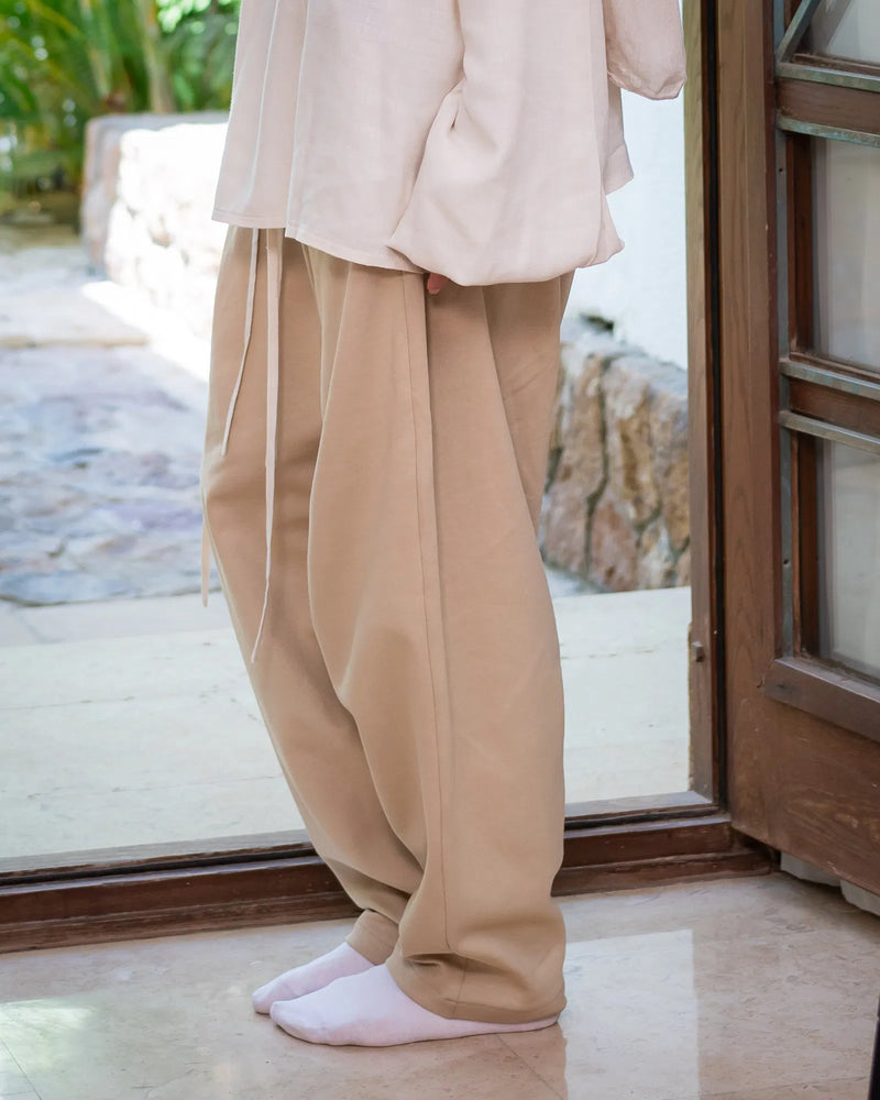 Balloon-Fit Pants — Unisex (Beige)