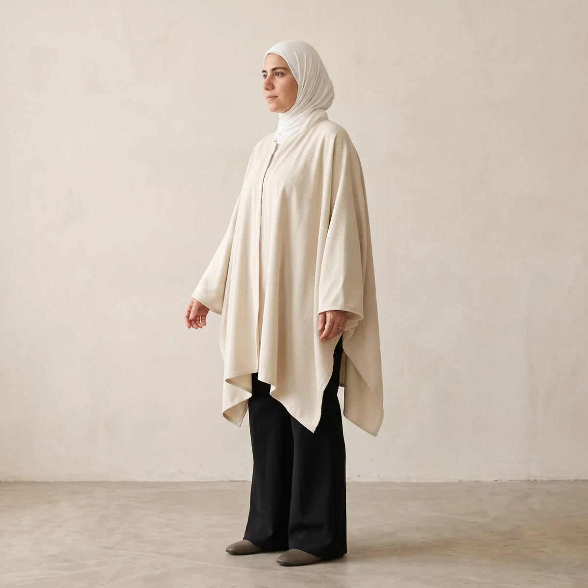 Cocoon Poncho | بونشو كوكـون 🤍
